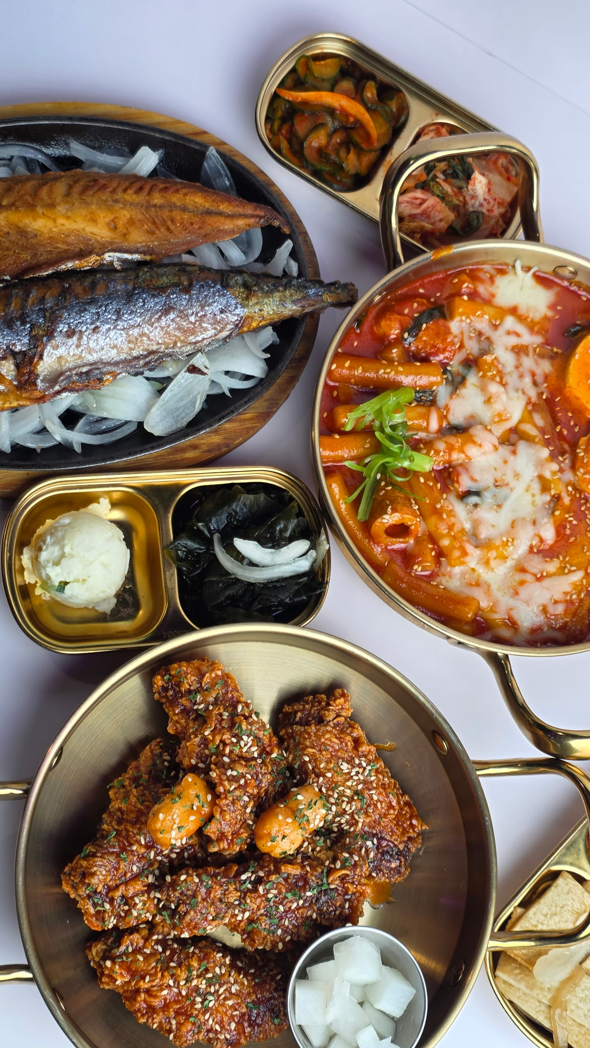 UJU menu and dining photo 1
