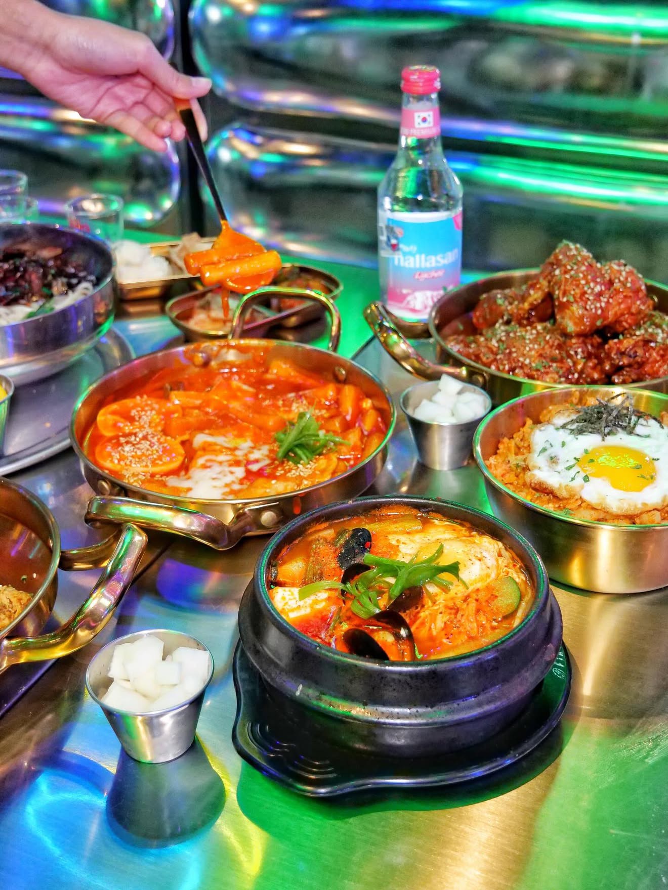 UJU menu and dining photo 12