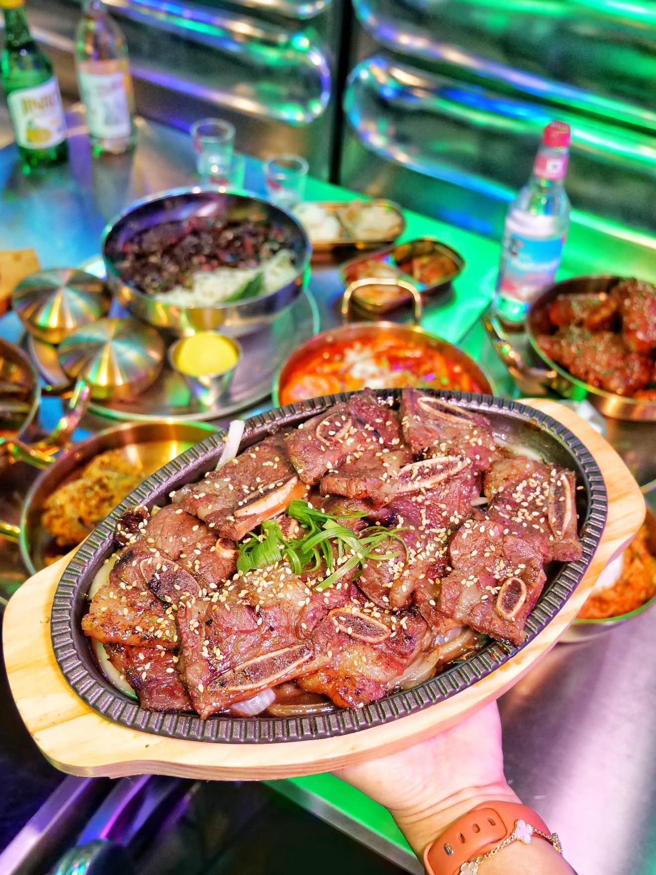 UJU menu and dining photo 3