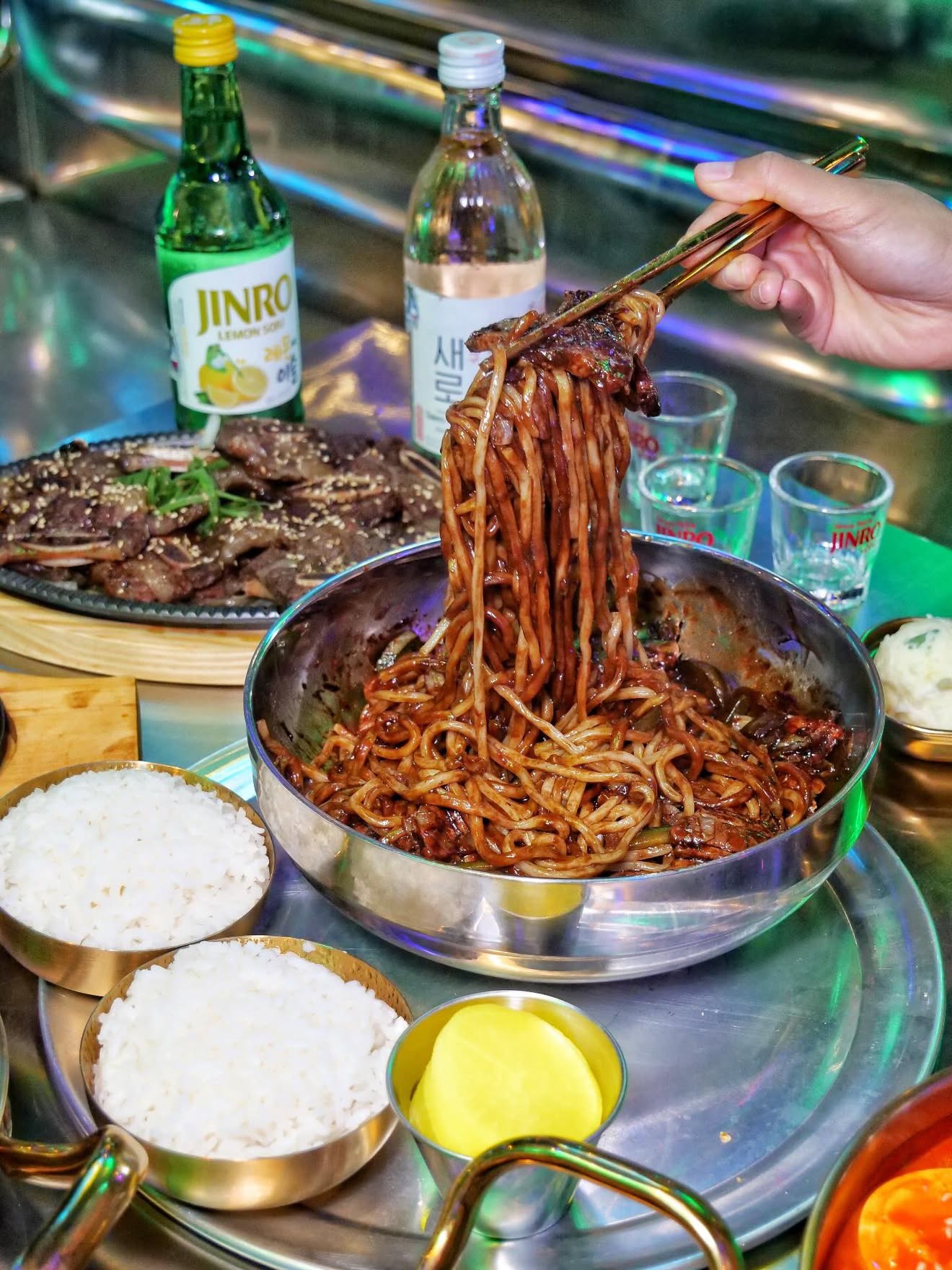 UJU menu and dining photo 4